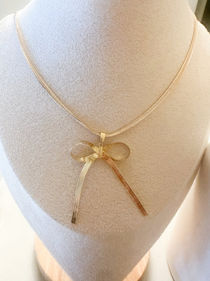 Bow Knot Necklace