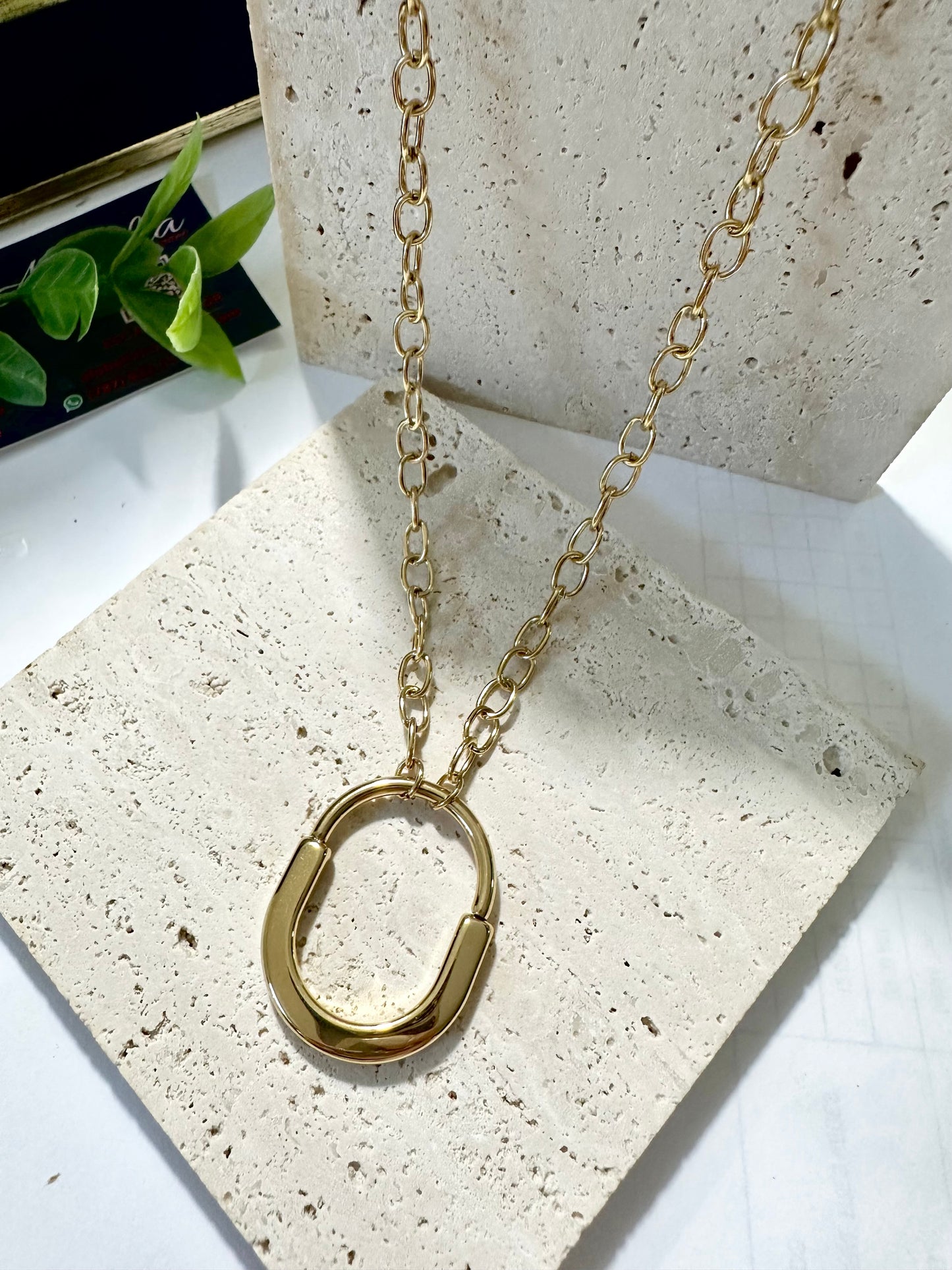 Oval Necklace