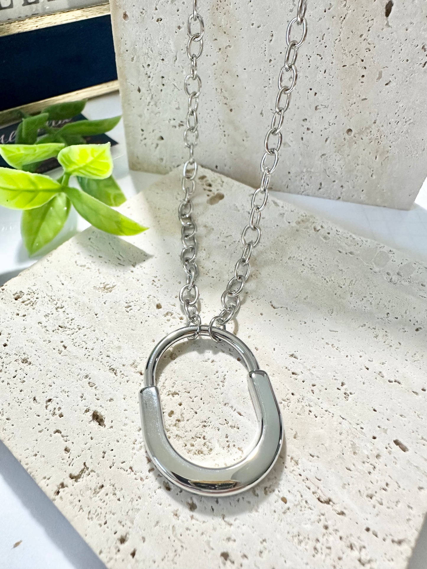 Oval Necklace